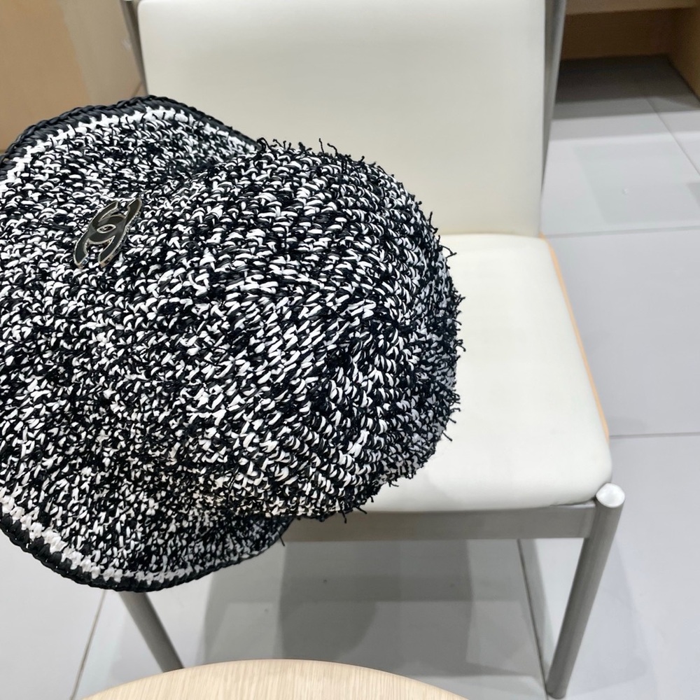 CHANEL Black and White Textured Bucket Hat - Picture 4 of 8